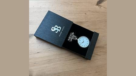 SB Watch Pocket Edition (Black) by Andr&aacute;s B&aacute;rth&aacute;zi and Electricks