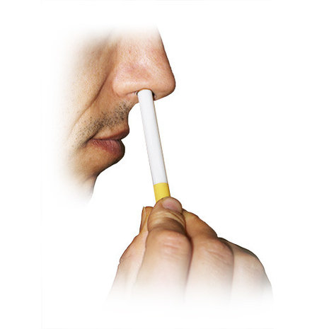 sigaret in je neus