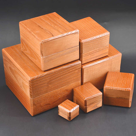Nest of wooden boxes (7)