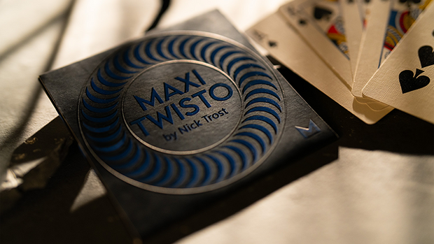 Maxi Twisto Blue by Nick Trost