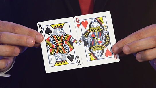 Royal Couple Red by Gustavo Sereno and Gee Magic Royal Couple Red by Gustavo Sereno and Gee Magic